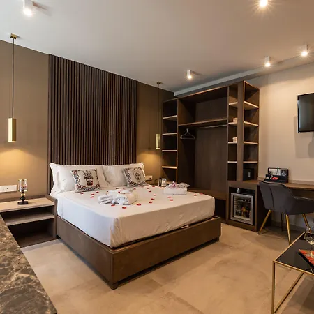 Pensión Giafra Luxury 4*