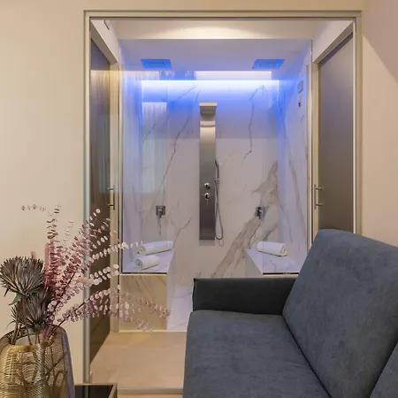 Pensión Giafra Luxury 4*